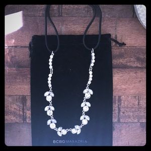 BCBG MAXAZRIA headpiece